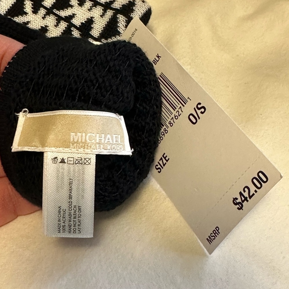 Michael Kors Black and White Patterned Gloves - Picture 4 of 4